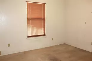 712 Prairie Wind Blvd, Stephenville, TX 76401 - Photo 17