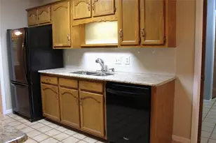 712 Prairie Wind Blvd, Stephenville, TX 76401 - Photo 9