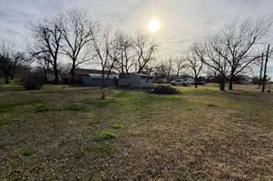 710 Whitney St, Morgan, TX 76671 - Photo 15