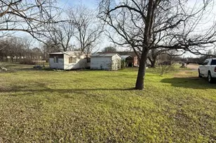 710 Whitney St, Morgan, TX 76671 - Photo 9