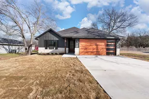 119 Smith St, Hillsboro, TX 76645 - Photo 1