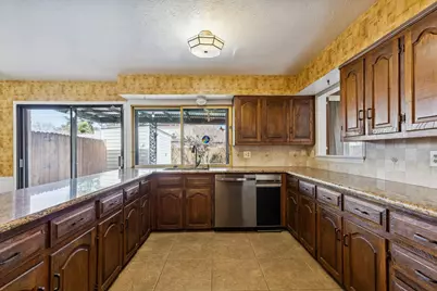 2929 Marsann Lane, Dallas, TX 75234 - Photo 13