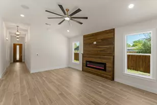 613 Tupuna Dr, Tool, TX 75143 - Photo 5