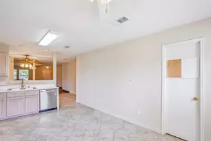 5617 Wiltshire Dr, Fort Worth, TX 76135 - Photo 19