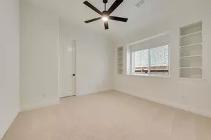 809 Turnbull Ave, Justin, TX 76247 - Photo 9