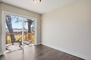 117 Oakwood Dr, Keene, TX 76059 - Photo 15