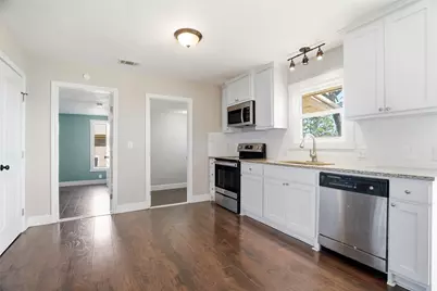 117 Oakwood Drive, Keene, TX 76059 - Photo 11