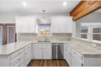 7006 Barton Creek Drive, Rowlett, TX 75089 - Photo 9