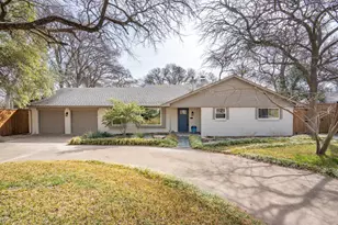 9576 Ash Creek Dr, Dallas, TX 75228 - Photo 3