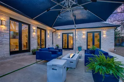 2045 Marydale Drive, Dallas, TX 75208 - Photo 37