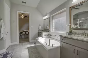 627 Bridgewater St, Euless, TX 76039 - Photo 17