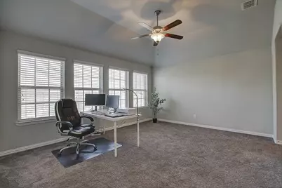 627 Bridgewater Street, Euless, TX 76039 - Photo 31