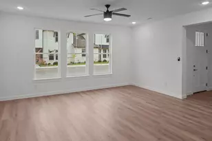 9616 Thorncrown Ln, Fort Worth, TX 76179 - Photo 9