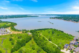 5541 Grenada Dr, Fort Worth, TX 76119 - Photo 39