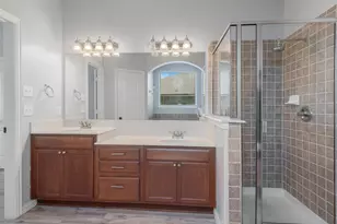 5541 Grenada Dr, Fort Worth, TX 76119 - Photo 25