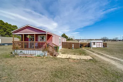 212 Farmhouse Road, Springtown, TX 76082 - Photo 11