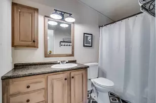 212 Farmhouse Rd, Springtown, TX 76082 - Photo 5