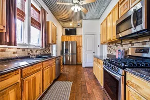 826 W Morton St, Denison, TX 75020 - Photo 17