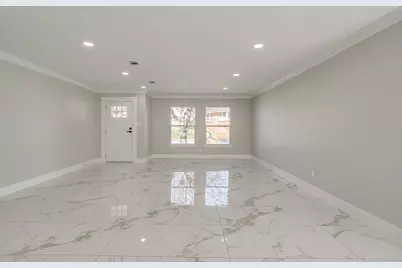 2512 Glen Garden Avenue, Forest Hill, TX 76119 - Photo 5