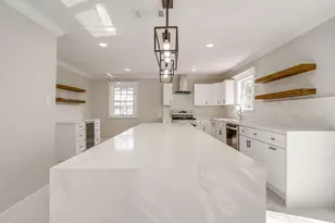 2512 Glen Garden Ave, Forest Hill, TX 76119 - Photo 17