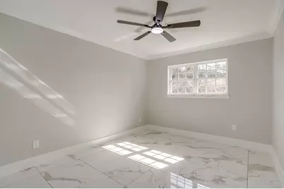 2512 Glen Garden Avenue, Forest Hill, TX 76119 - Photo 21