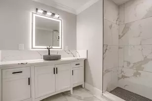 2512 Glen Garden Ave, Forest Hill, TX 76119 - Photo 19