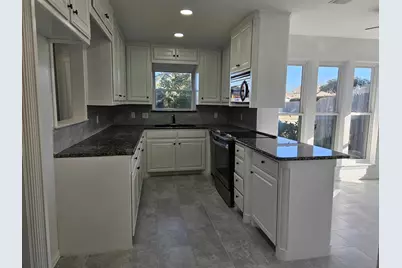 201 W Louella Drive, Hurst, TX 76054 - Photo 13