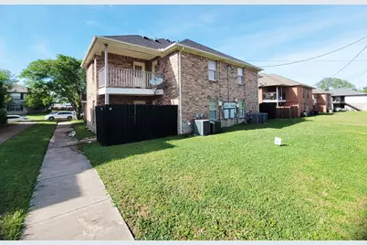 5530 Brookview Court, Sachse, TX 75048 - Photo 11