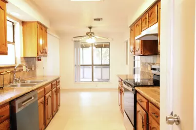 711 Dickey Drive, Euless, TX 76040 - Photo 5