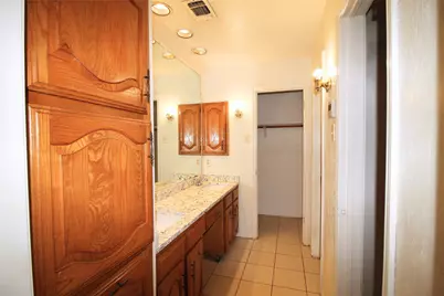 711 Dickey Drive, Euless, TX 76040 - Photo 17