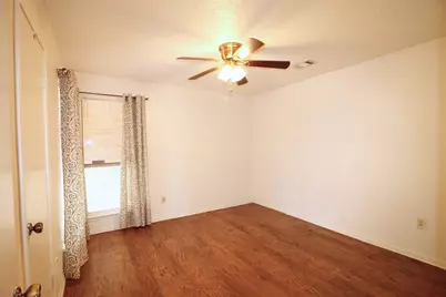 711 Dickey Drive, Euless, TX 76040 - Photo 23