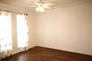 711 Dickey Dr, Euless, TX 76040 - Photo 11