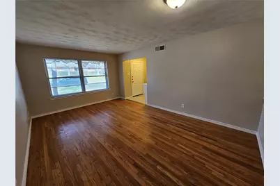 1016 Indian Creek Trail, Dallas, TX 75241 - Photo 5