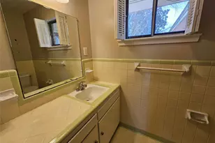 1016 Indian Creek Trail, Dallas, TX 75241 - Photo 21