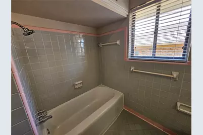 1016 Indian Creek Trail, Dallas, TX 75241 - Photo 17