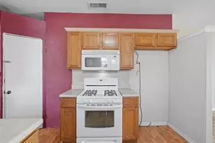 2134 S 2nd St, Abilene, TX 79605 - Photo 9