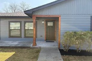 128 Brewster St, Robinson, TX 76706 - Photo 3