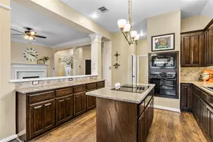 6401 Stone Creek Canyon Ct, Fort Worth, TX 76137 - Photo 13