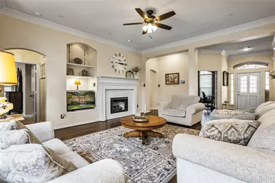 6401 Stone Creek Canyon Court, Fort Worth, TX 76137 - Photo 5
