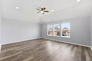 137 Heritage Dr, Crowley, TX 76036 - Photo 15