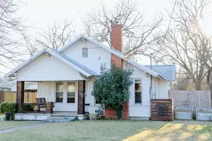 705 S Jackson St, McGregor, TX 76657 - Photo 7