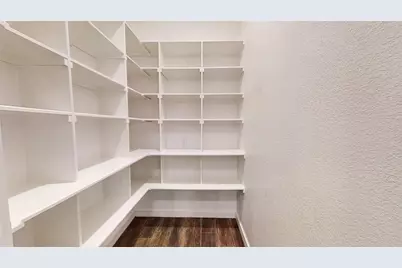 2405 Vineyard Drive, Granbury, TX 76048 - Photo 11