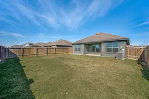 13611 Logan Pass Dr, Ponder, TX 76259 - Photo 25