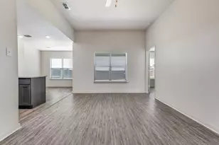 13611 Logan Pass Dr, Ponder, TX 76259 - Photo 9