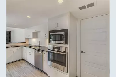 3700 W 6th Street #A, Fort Worth, TX 76107 - Photo 13