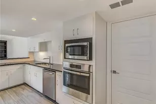 3700 W 6th St, Fort Worth, TX 76107 - Photo 13