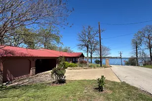 1128 Doe Run Dr, Tool, TX 75143 - Photo 1