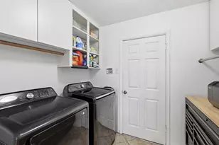 1917 Hurstview Dr, Hurst, TX 76054 - Photo 29