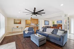 1917 Hurstview Dr, Hurst, TX 76054 - Photo 9