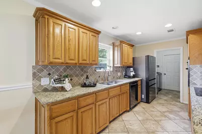 1917 Hurstview Drive, Hurst, TX 76054 - Photo 17